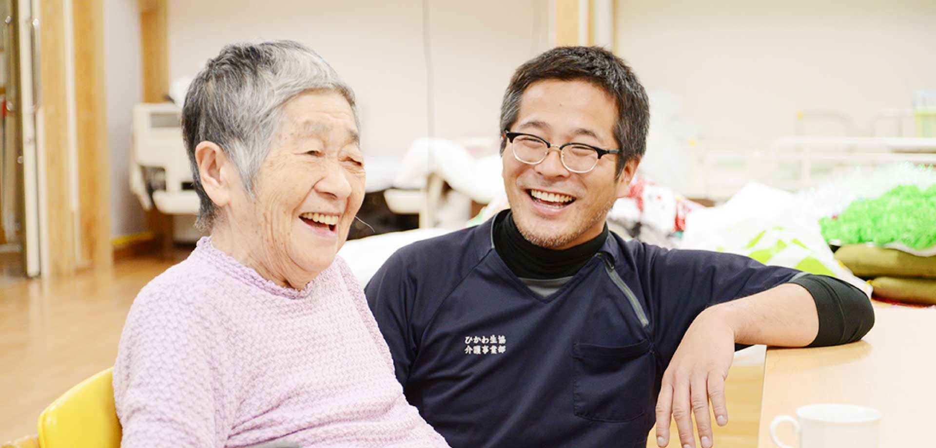 介護福祉士の働いている様子